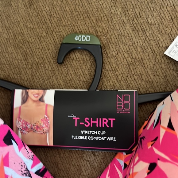 No Boundaries Women’s T-Shirt Bra  Size 40DD with Adjustable Straps, Jungle Pink - Picture 13 of 14